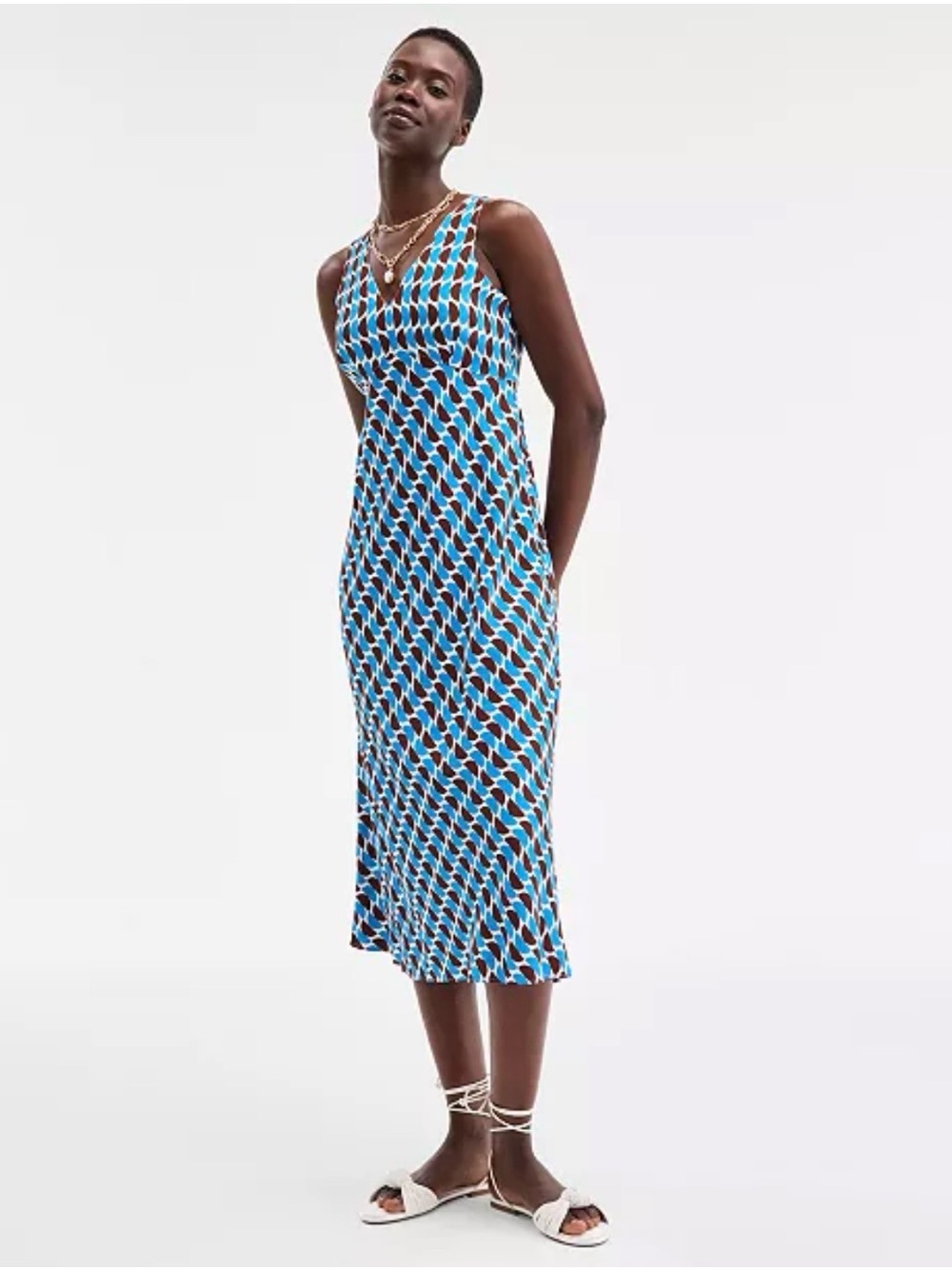 NWT On 34th Women's Double V-Neck Sleeveless Midi Dress